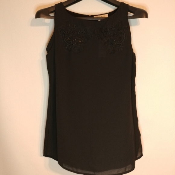 NWT White House | Black Market Sleeveless Blouse - Picture 10 of 10